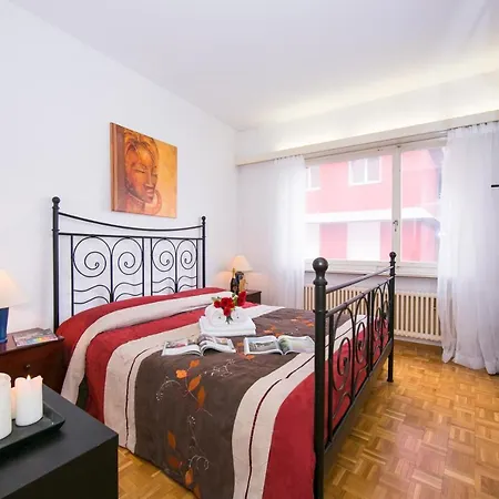 Kiki House - Happy Апартаменти *