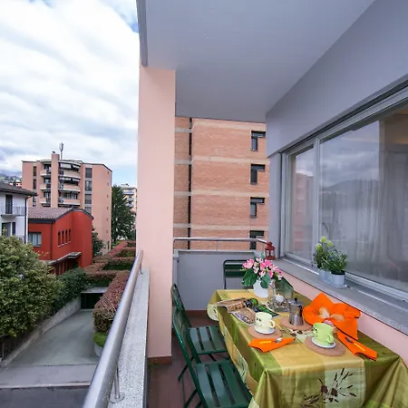 Kiki House For 4 With Balcony & Lift - Happy *