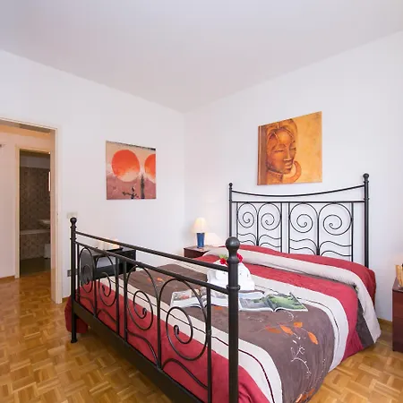 Appartement Kiki House For 4 With Balcony & Lift - Happy Lugano