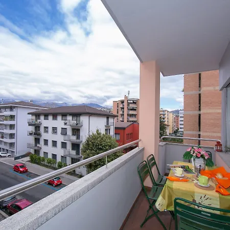 Apartment Kiki House For 4 With Balcony & Lift - Happy Lugano