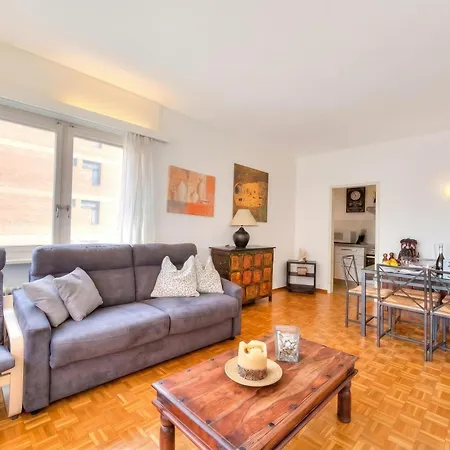 Kiki House For 4 With Balcony & Lift - Happy Appartement